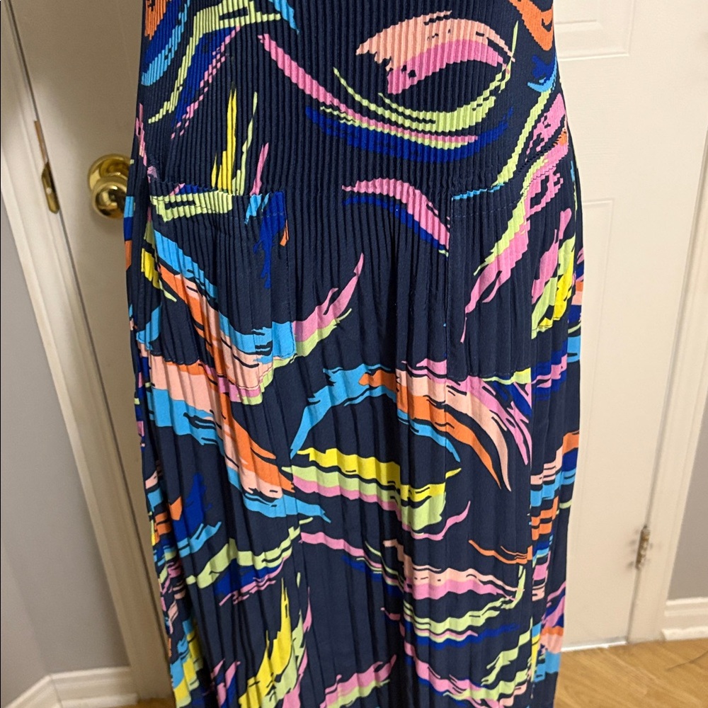 Plus Size Vibrant Navy Blue Midi Dress – Electric Pleated Satin-Like Fabric - Picture 4 of 5